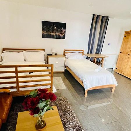 City View Sunset Luxurious Apartment In London Zone-1 Including One Family Twin Room With Its Own Stunning Private Terrace Екстериор снимка