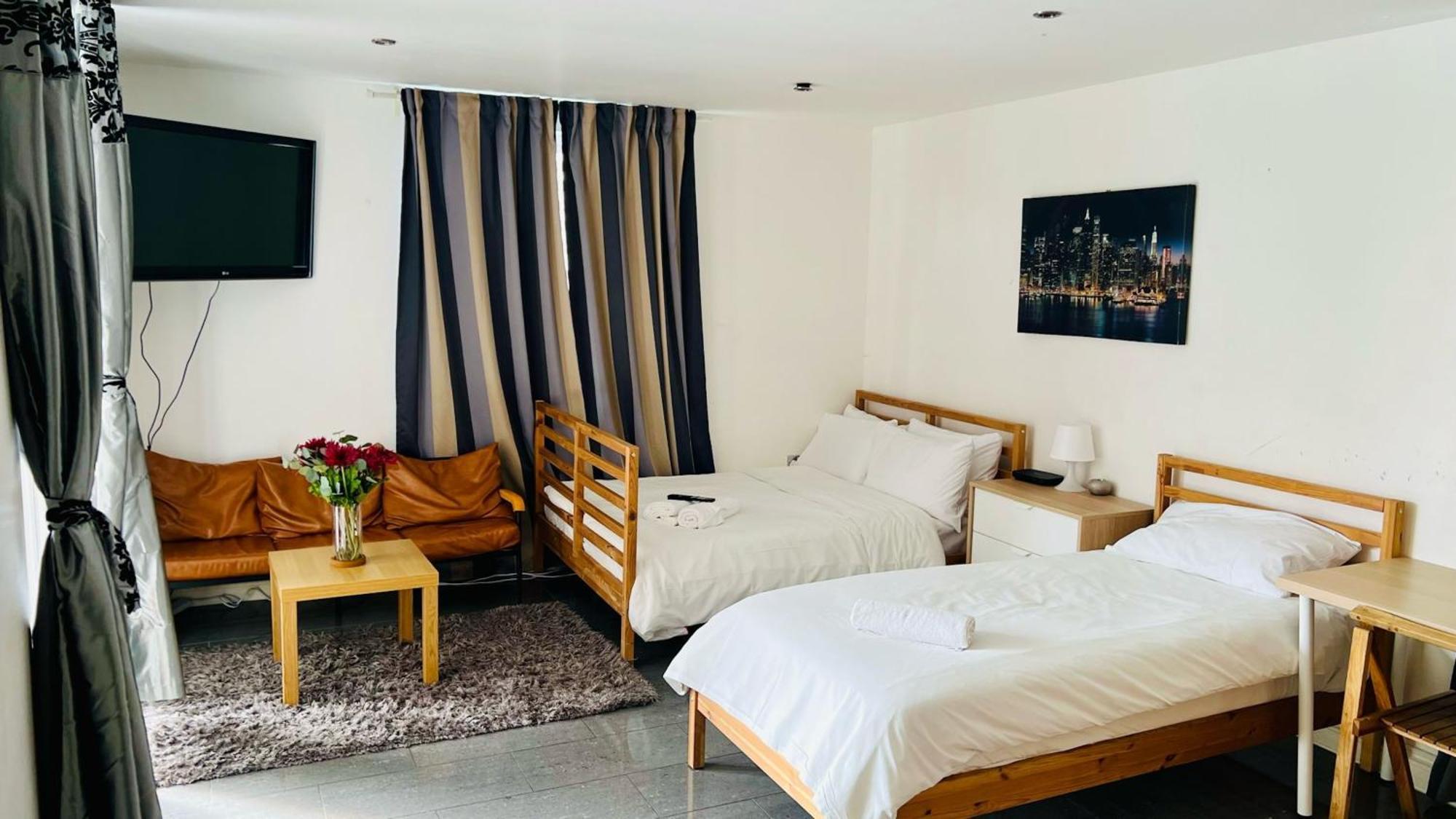 City View Sunset Luxurious Apartment In London Zone-1 Including One Family Twin Room With Its Own Stunning Private Terrace Екстериор снимка